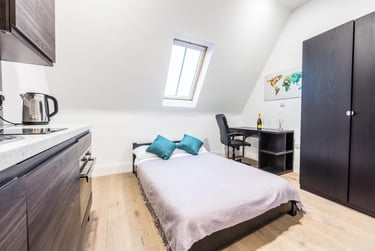 1 bed studio, The Bruce Building, Denton, Newcastle, NE17RP - Image 1